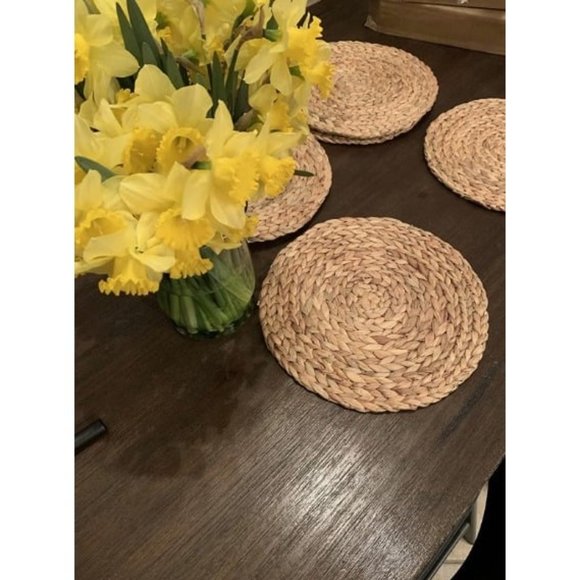 Boho Placemats Set of 4, Round Placemats for Dining Table, Water Hyacinth Wicker - Picture 3 of 3